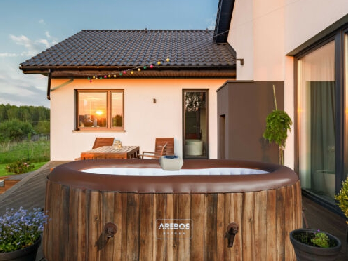 AREBOS bain bouillonnant in-outdoor 2400W spa piscine massage ovale 190x120 cm